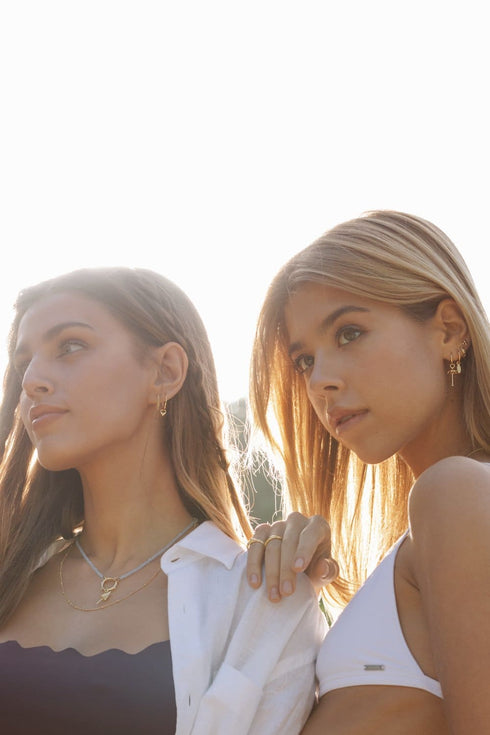 HULA SHADE EARRING SILVER